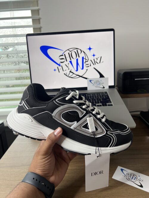 DEDD7F74-959A-494A-8182-7D8E7521D2CC DIOR - B30 BLACK & WHITE REFLECTIVE
