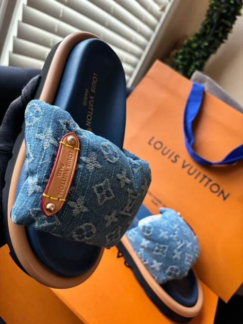 IMG_4126 LV DENIM SLIDES