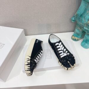 MAISON MARGIELA TABI LOW-TOP