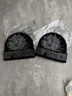 SPIDER BEANIE