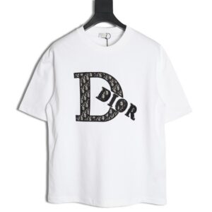 DIOR T-SHIRT