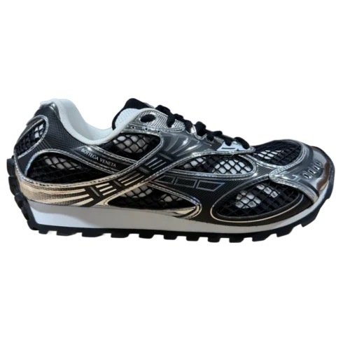 BOTTEGA - BLACK, WHITE & SLIVER