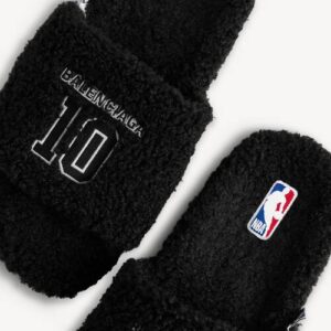 IMG_2018 BB - NBA FURRY SLIDES BLACK